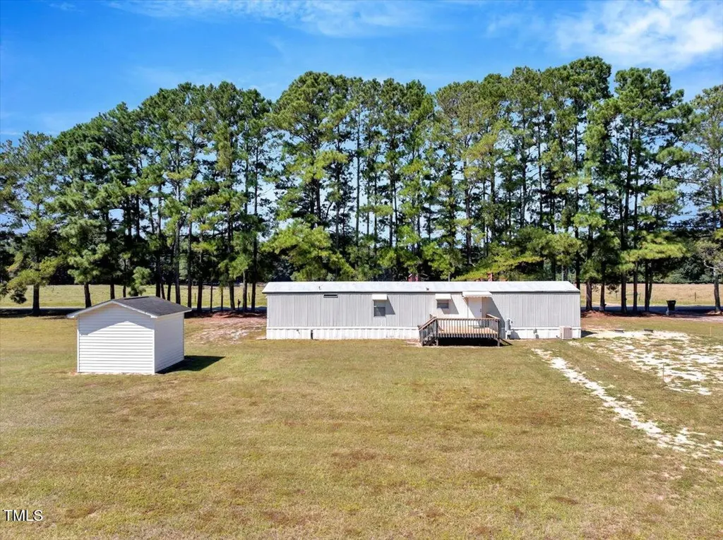 2172 Amelia Church Road Clayton NC 27520