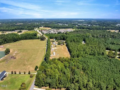 2172 Amelia Church Road Clayton NC 27520