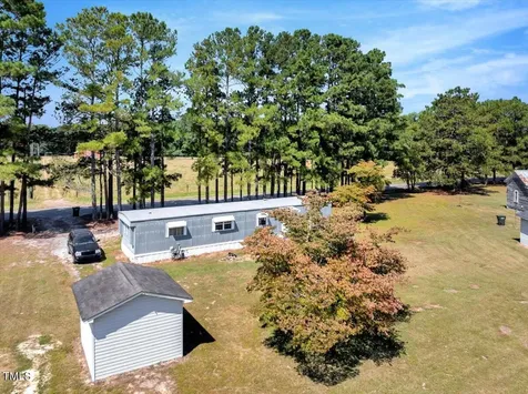 2172 Amelia Church Road Clayton NC 27520