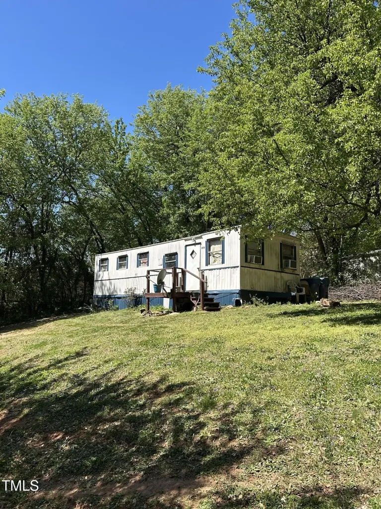 218 37th Street SW Hickory NC 28602