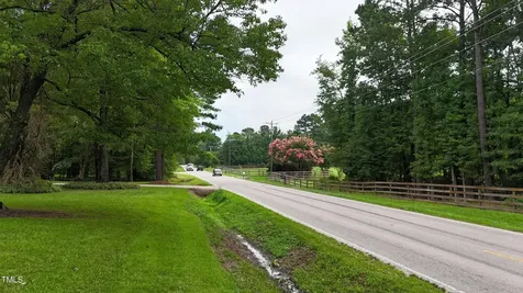 2229 Lizard Lick Road Zebulon NC 27597