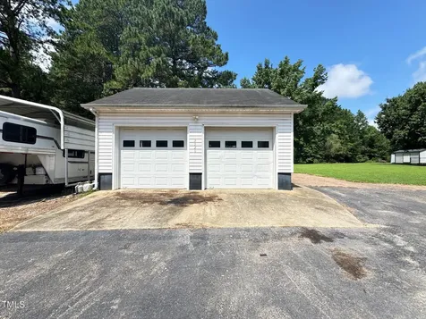 2229 Lizard Lick Road Zebulon NC 27597