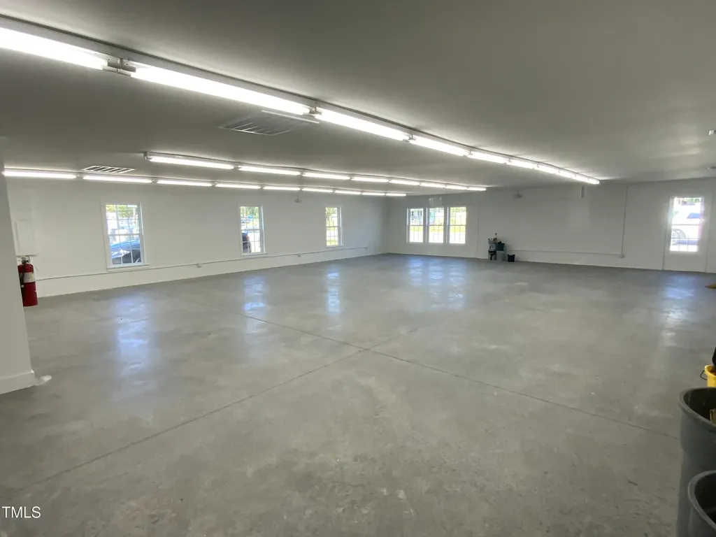 805 S Clinton Avenue Dunn NC 28334