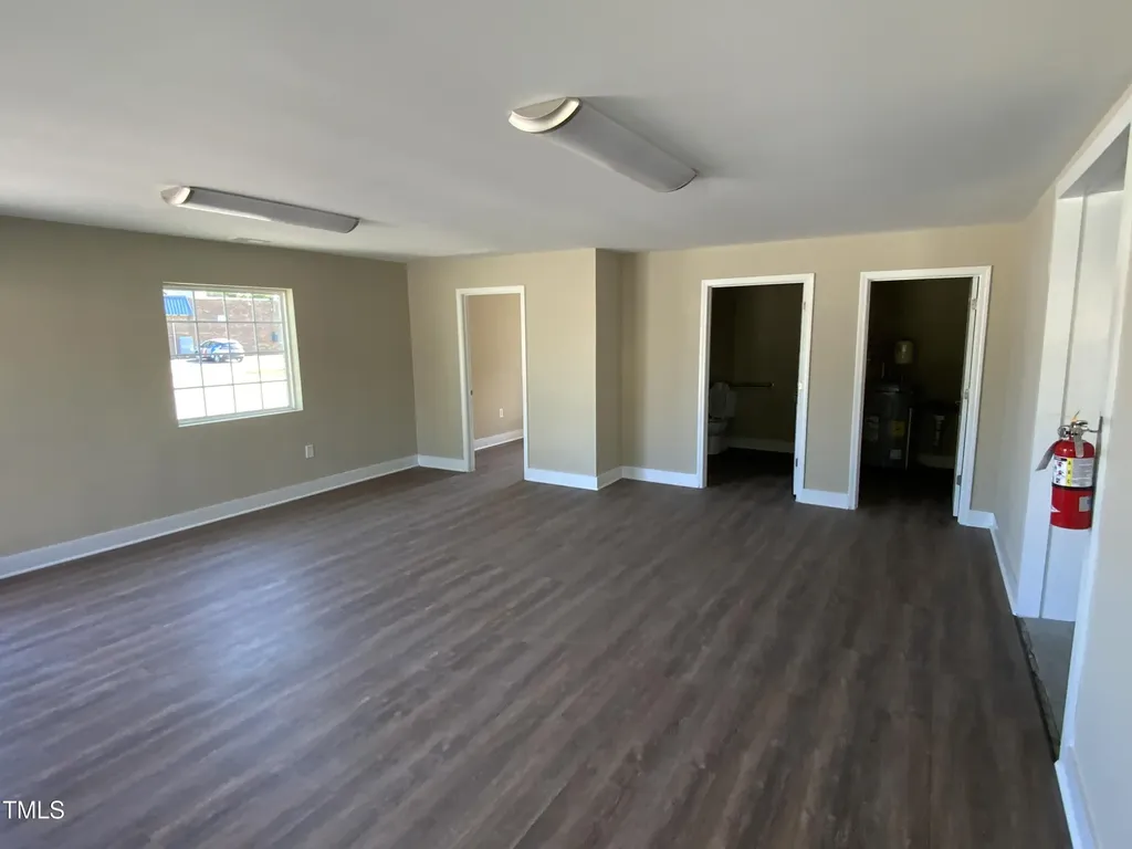 805 S Clinton Avenue Dunn NC 28334