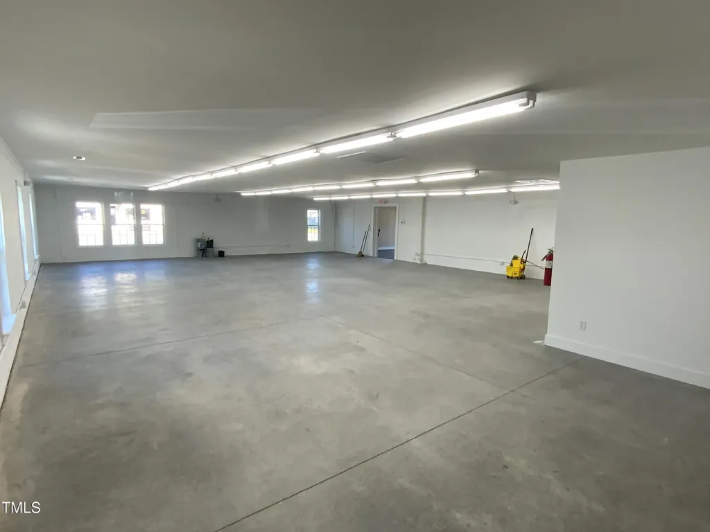805 S Clinton Avenue Dunn NC 28334