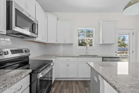 2361 Sunset Harbor Road SE Bolivia NC 28422