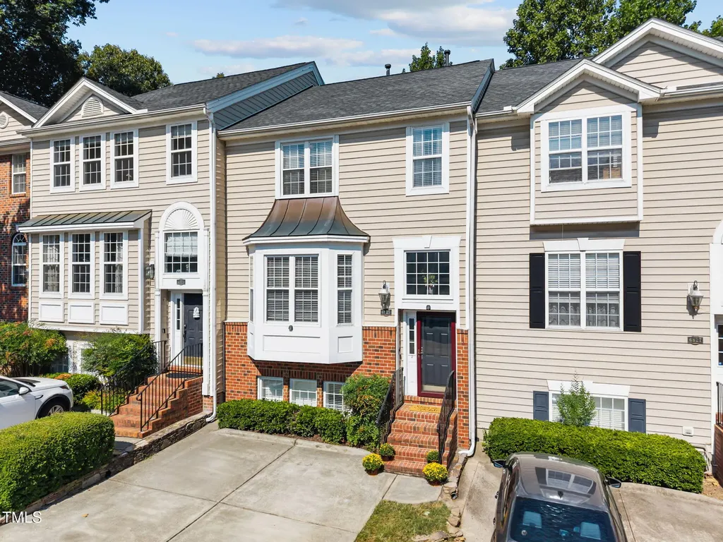 6825 Middleboro Drive Raleigh NC 27612