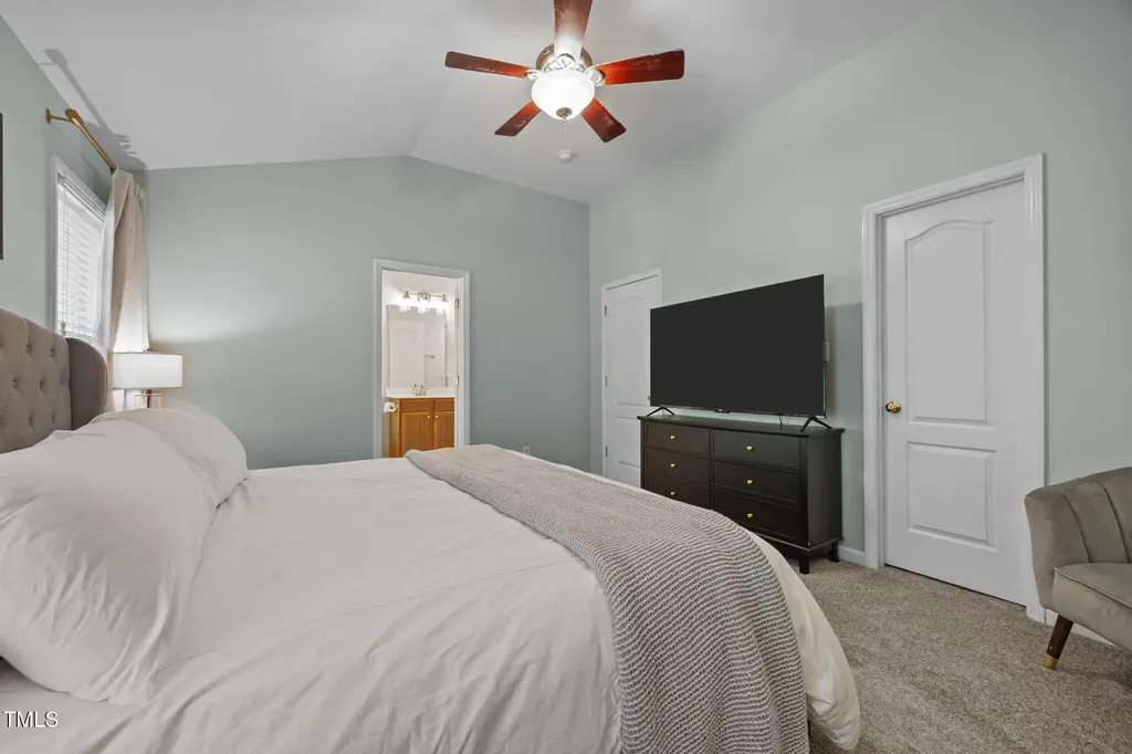 6825 Middleboro Drive Raleigh NC 27612