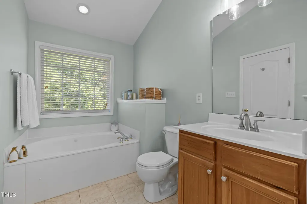 6825 Middleboro Drive Raleigh NC 27612
