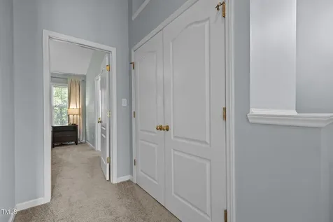 6825 Middleboro Drive Raleigh NC 27612