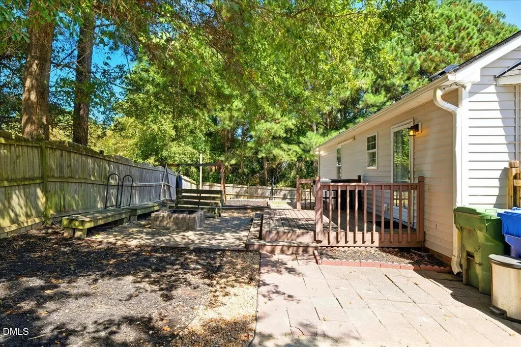 1008 S Fieldhaven Drive Fuquay Varina NC 27526