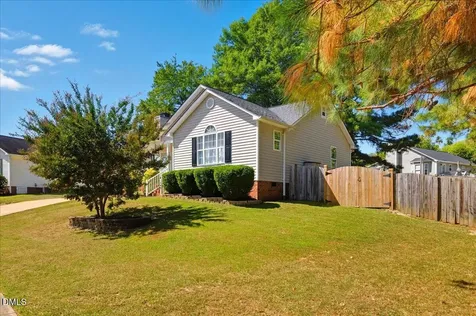 1008 S Fieldhaven Drive Fuquay Varina NC 27526
