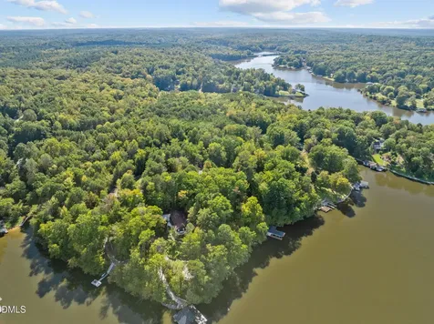 21 Graystone Ridge Road Leasburg NC 27291