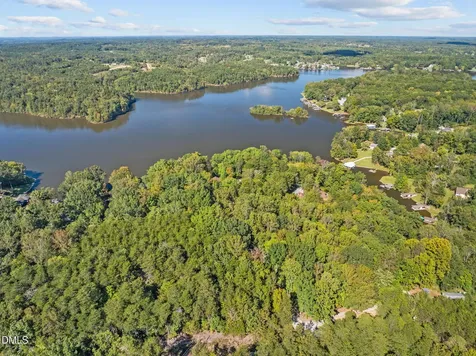 21 Graystone Ridge Road Leasburg NC 27291