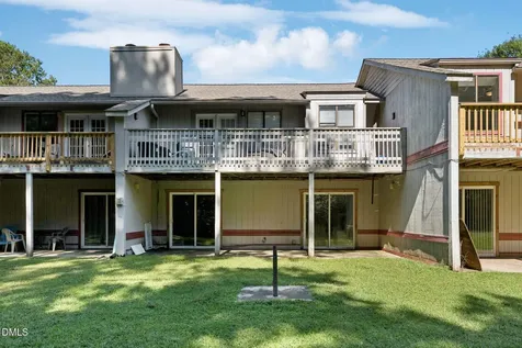 22 Carriage Circle Louisburg NC 27549