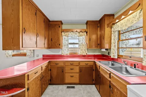 1100 Ben Smith Road Siler City NC 27344