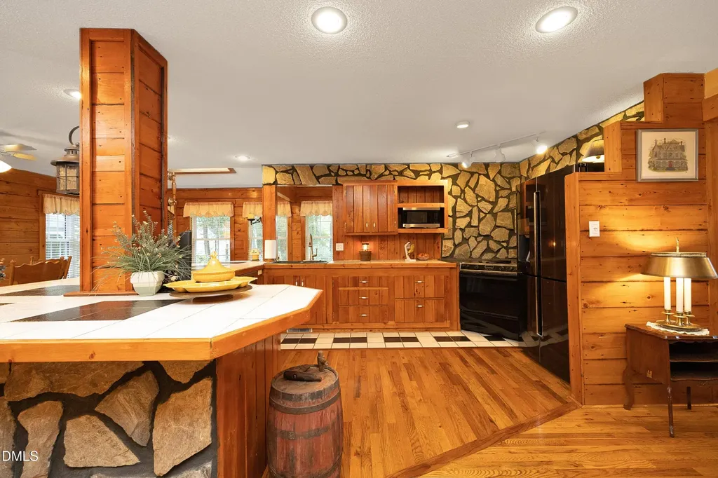 1746 Little Divine Road Selma NC 27576