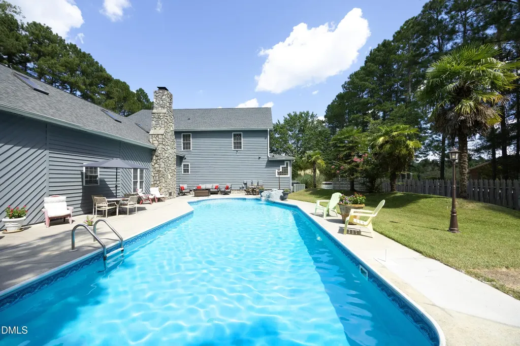 1746 Little Divine Road Selma NC 27576