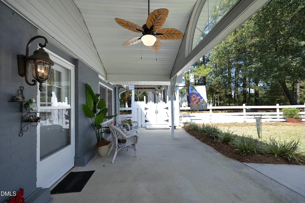 1746 Little Divine Road Selma NC 27576