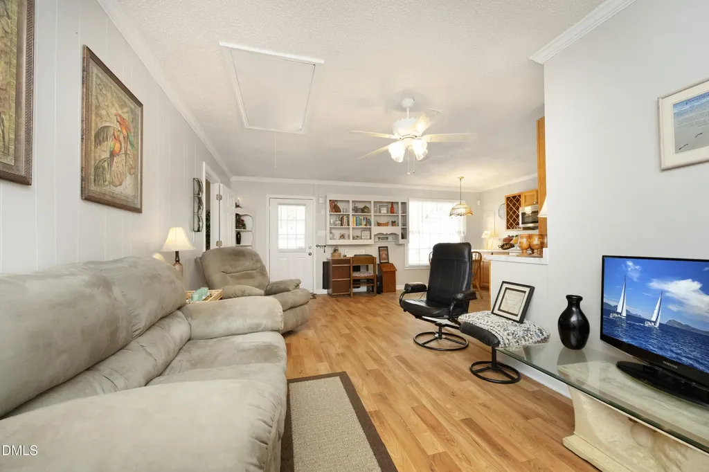 1746 Little Divine Road Selma NC 27576