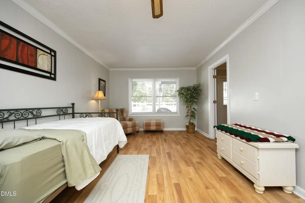 1746 Little Divine Road Selma NC 27576