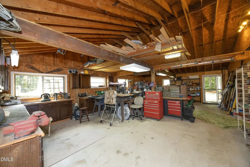 1746 Little Divine Road Selma NC 27576