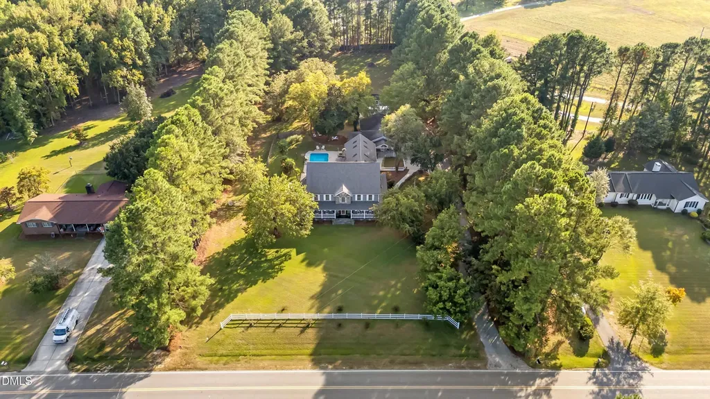 1746 Little Divine Road Selma NC 27576
