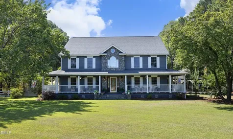 1746 Little Divine Road Selma NC 27576