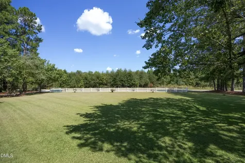1746 Little Divine Road Selma NC 27576