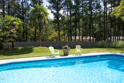 1746 Little Divine Road Selma NC 27576
