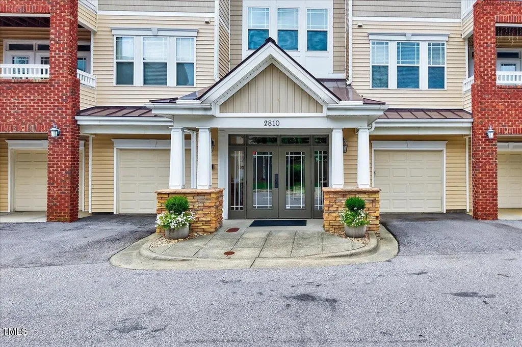 2810 Bedford Green Drive Raleigh NC 27604