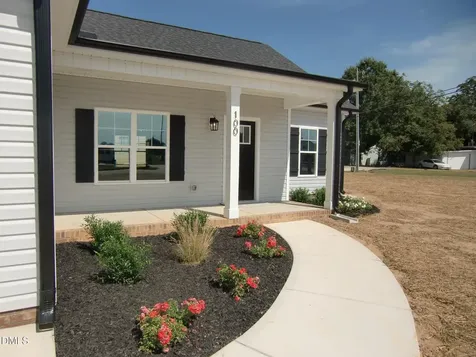 100 Covington Lane Dunn NC 28334