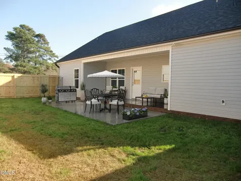 100 Covington Lane Dunn NC 28334