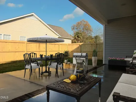 100 Covington Lane Dunn NC 28334