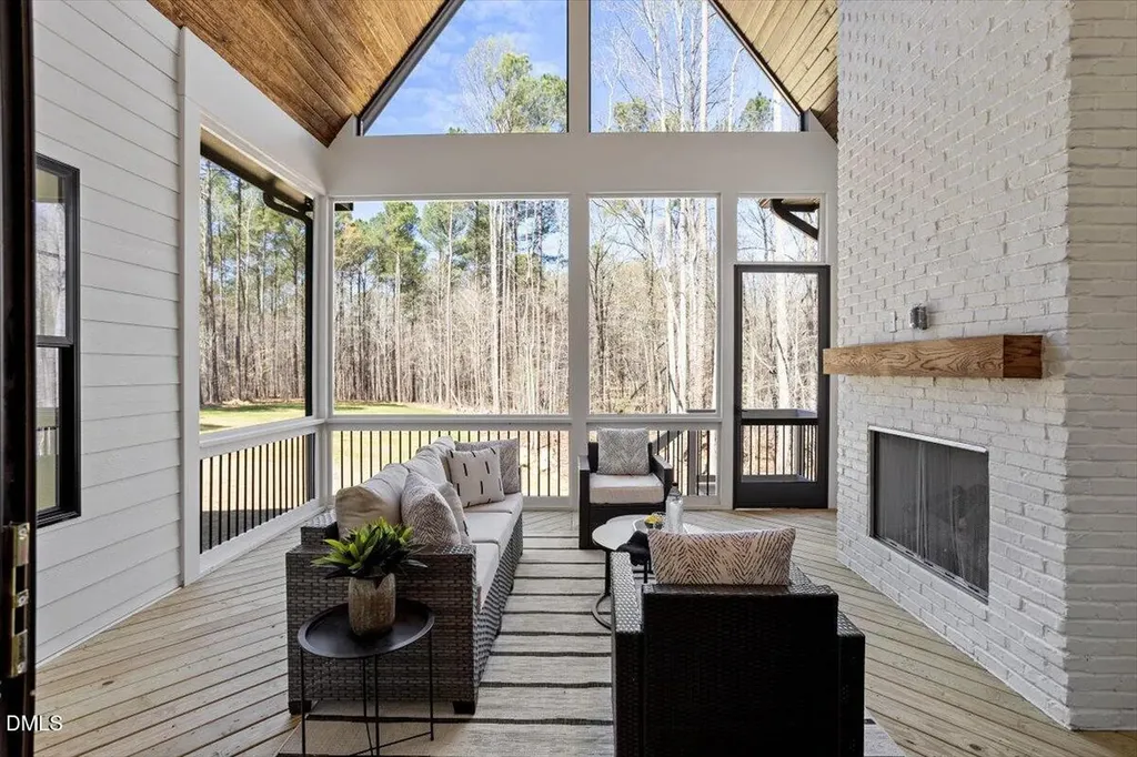 1187 Old Lystra Road Chapel Hill NC 27517