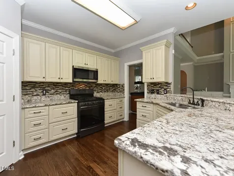 406 Cricketfield Lane Cary NC 27518