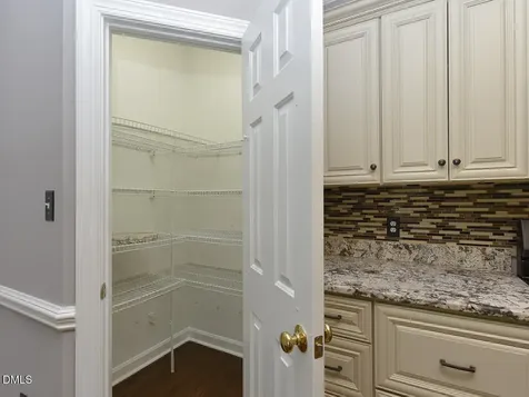 406 Cricketfield Lane Cary NC 27518