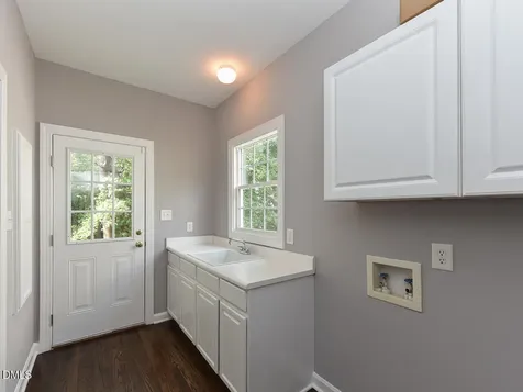 406 Cricketfield Lane Cary NC 27518