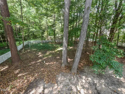 406 Cricketfield Lane Cary NC 27518