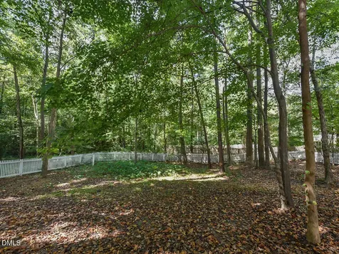 406 Cricketfield Lane Cary NC 27518