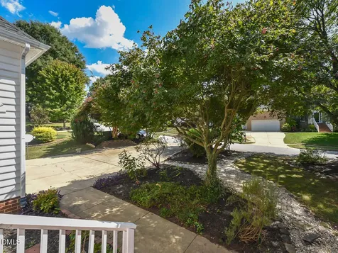 406 Cricketfield Lane Cary NC 27518