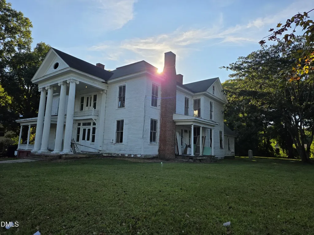 101 S Elm Street Louisburg NC 27549