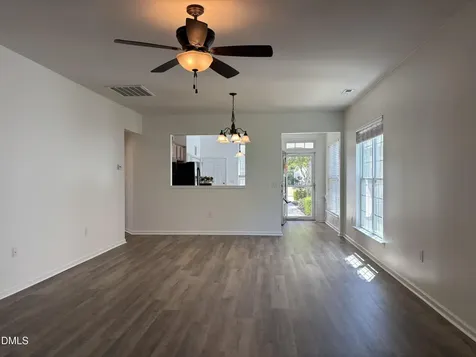 542 Tomkins Loop Cary NC 27519