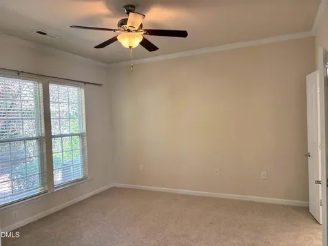 542 Tomkins Loop Cary NC 27519