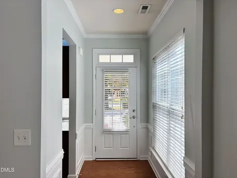 542 Tomkins Loop Cary NC 27519