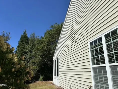 542 Tomkins Loop Cary NC 27519