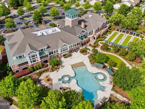 542 Tomkins Loop Cary NC 27519