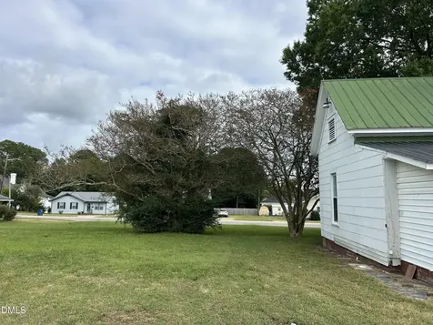 209 E Harnett Street Dunn NC 28334