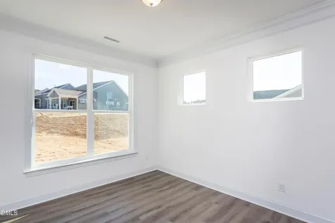 25 Sawtooth Oak Lane Youngsville NC 27596