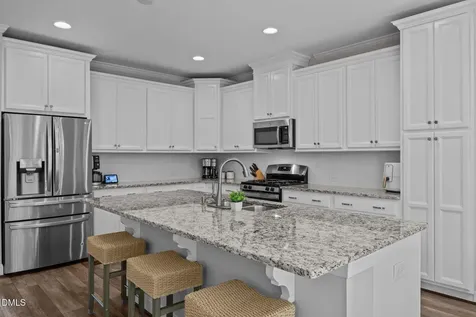 1003 Lathrop Lane Apex NC 27523